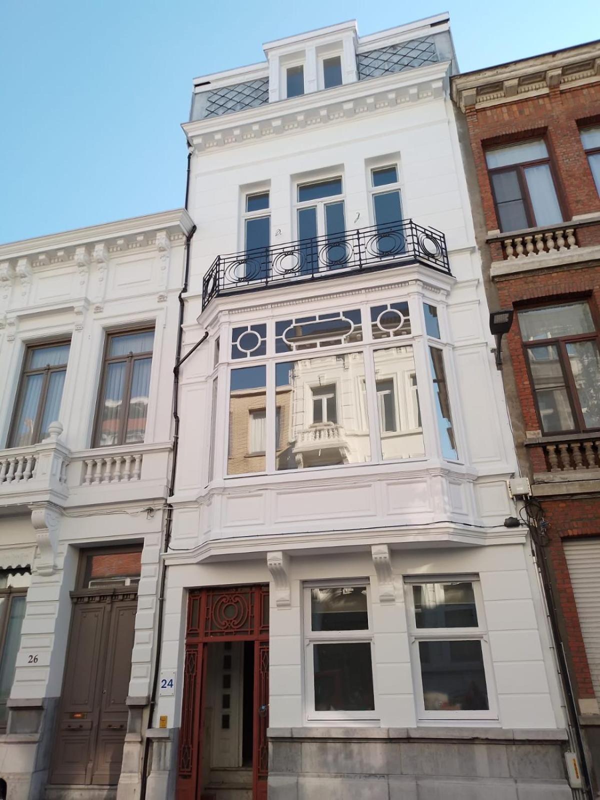Stay In Artist'S Gallery Antwerpen Buitenkant foto